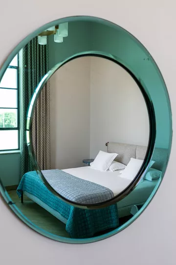 Hôtel du Parc - Reflet de miroir dans une chambre